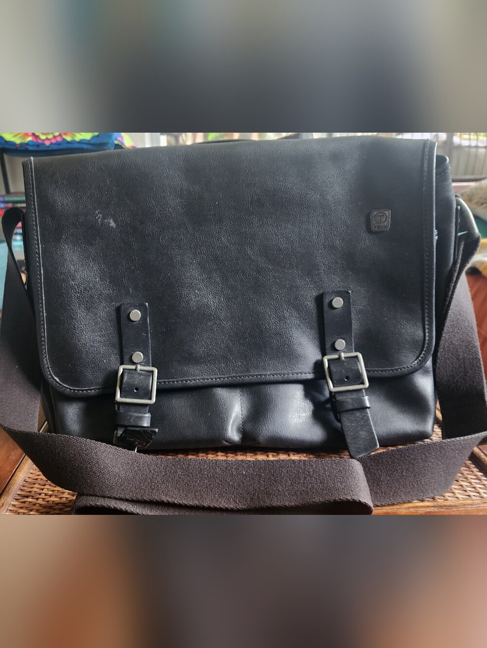 Tumi Tech Classic Black Leather Messenger Bag